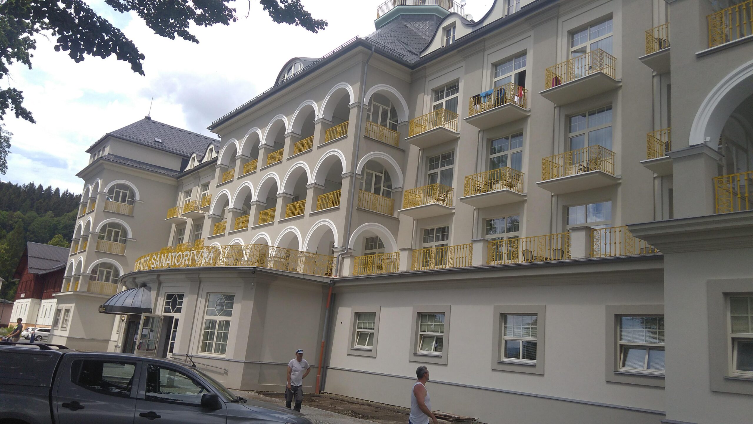 Fasada Lazne Jesenik 1 scaled 2